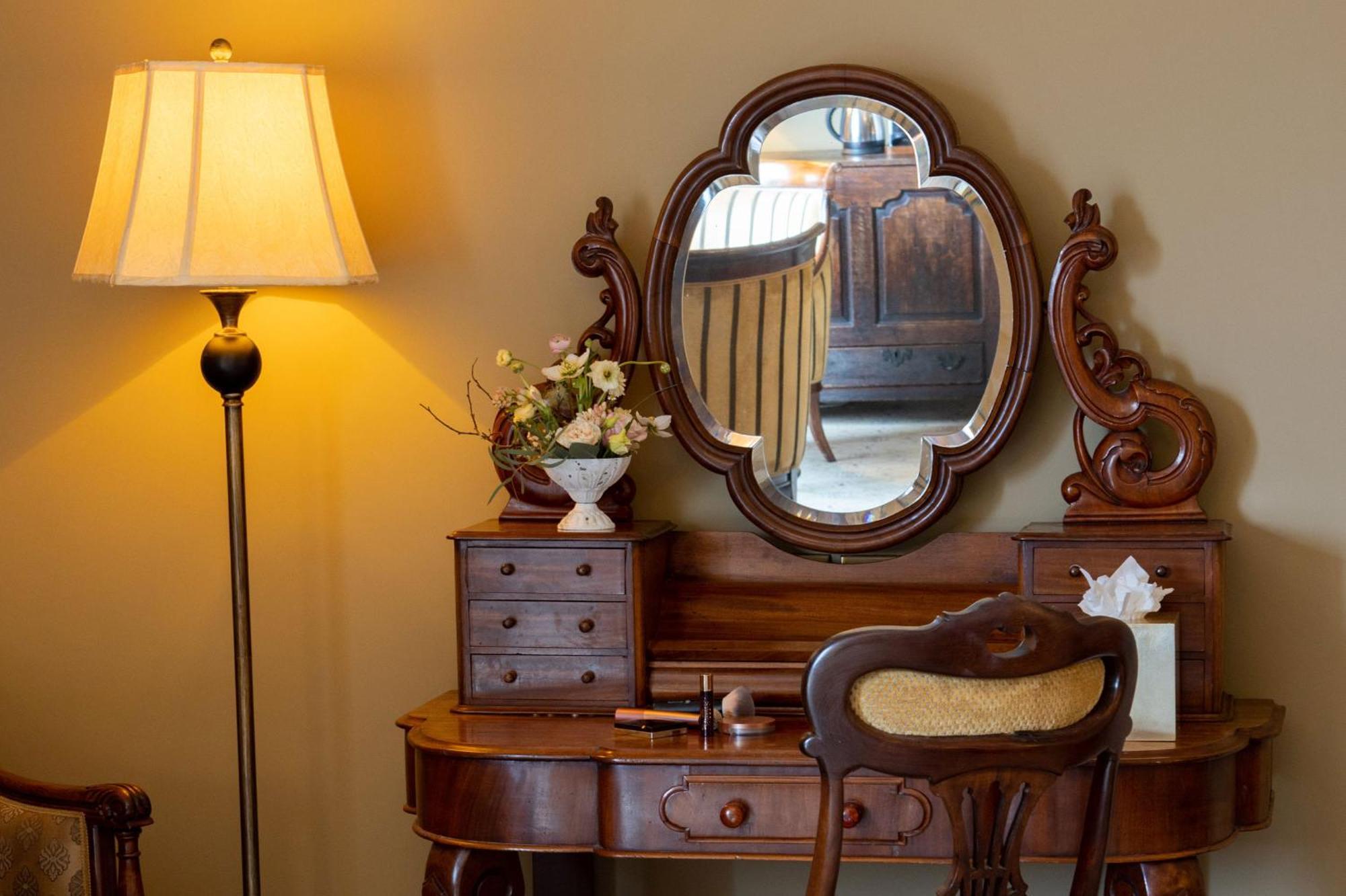 Lough Erne Resort Enniskillen Exterior photo A dressing table