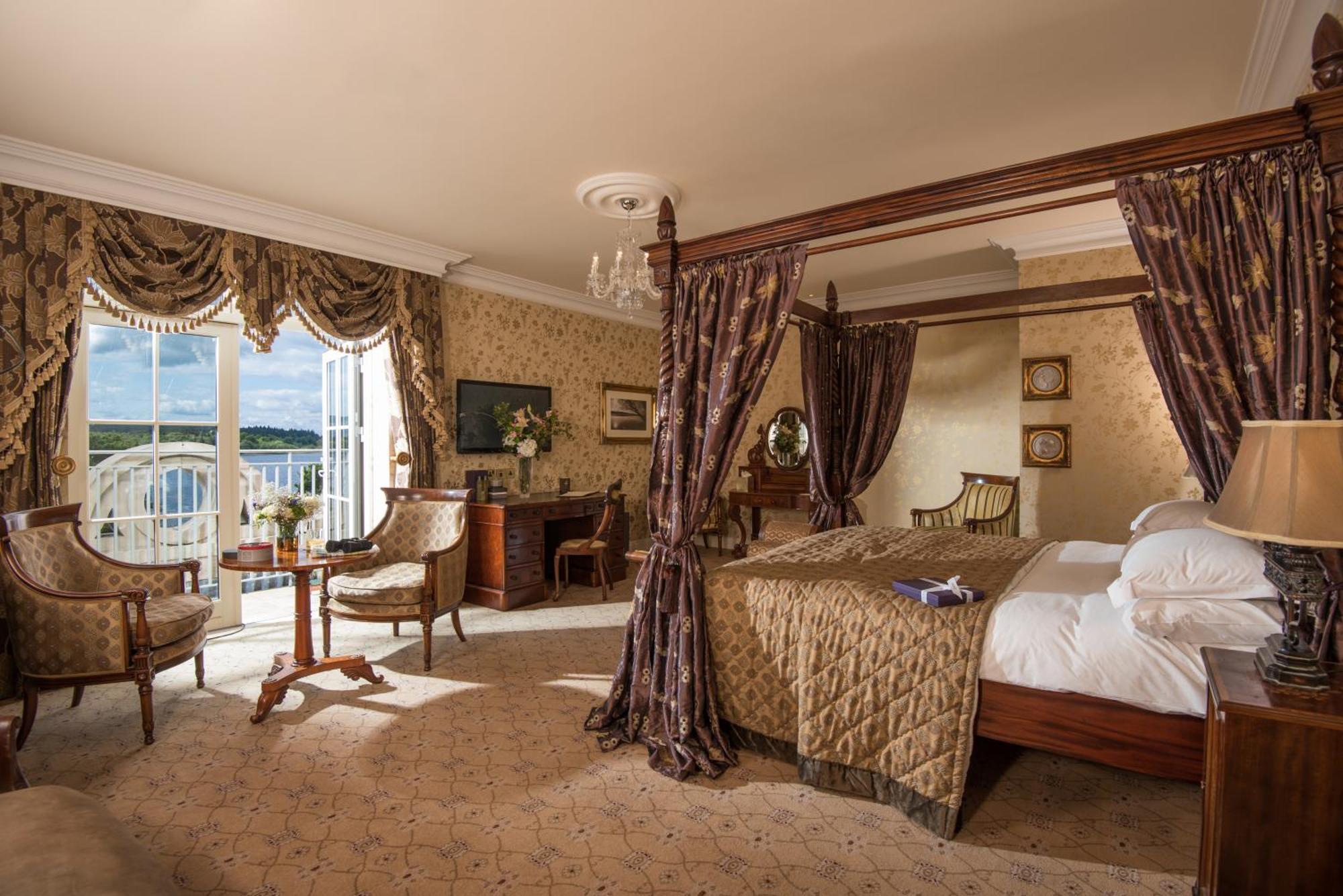 Lough Erne Resort Enniskillen Exterior photo A bedroom at the hotel